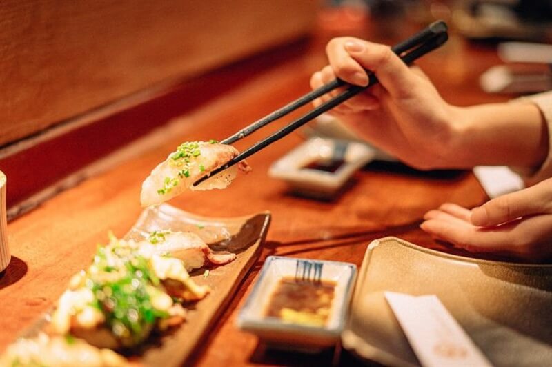 Ngủ mơ thấy mình ăn thịt người