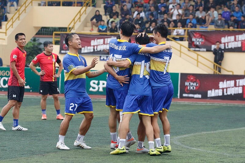 TÊN ĐỘI BÓNG HAY VÀ Ý NGHĨA NHẤT