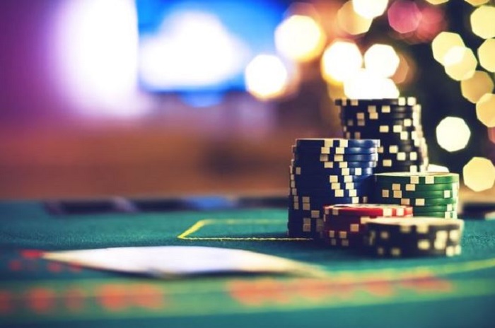 Tips chơi game bài Poker tại B69 dễ thắng nhất